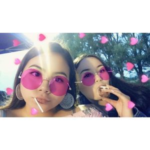 Meet your Posher, Estrella